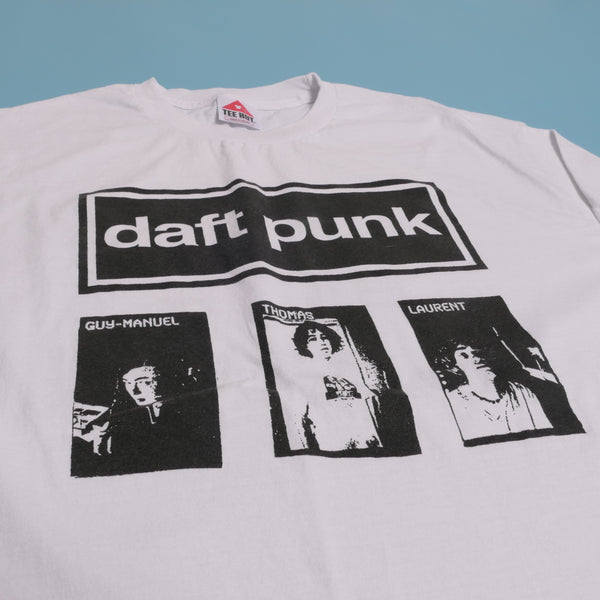 ミュージシャン FACT POP PUNK CAT LONGSLEEVE Tee <White> Daft Punk Long Sleeve Tee - Public Laundry