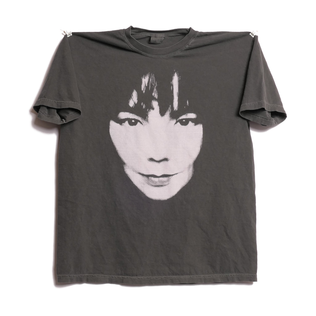 【美品】anytee × Björk 　First Björk Tee【XL】 希少サイズfirst Bjork ビョーク T anytee × Björk