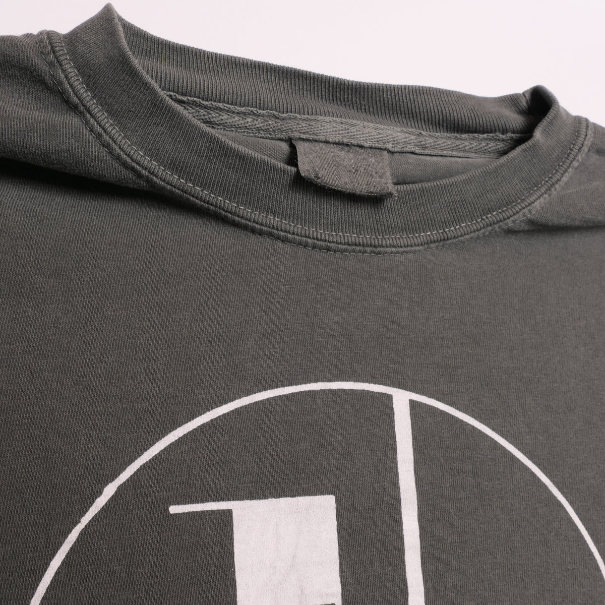 Bauhaus Tee