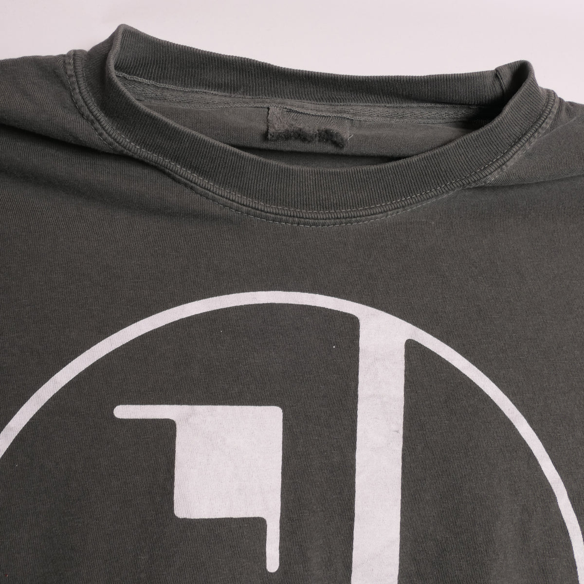 Bauhaus Tee
