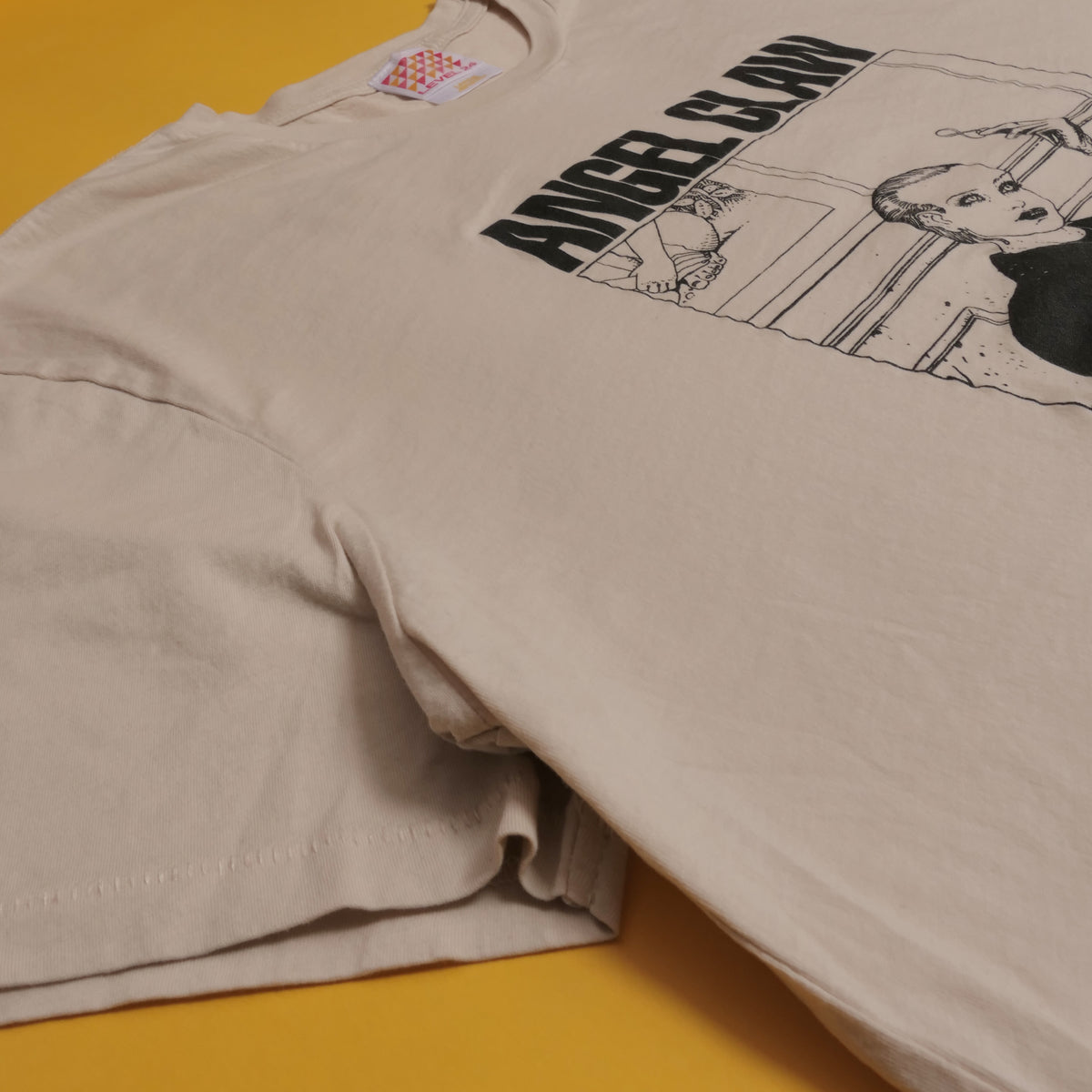 Angel Claw Moebius Tee